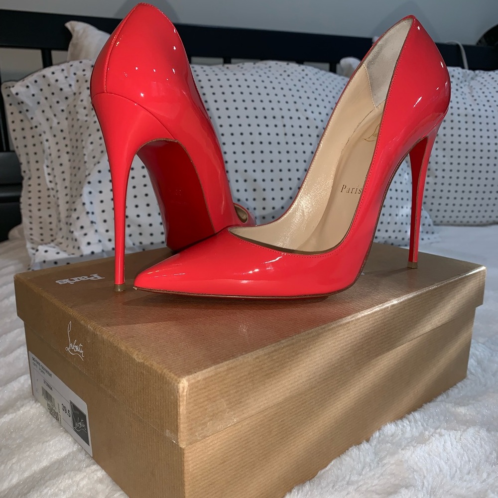 Christian Louboutins / So Kate  120 / Poppy / 39.5